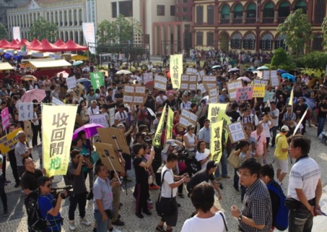 Macau protesters demand 40,000 HOS units by end-2019