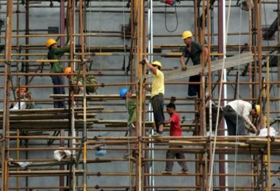 Macau non-resident construction wages soar 8.5 percent