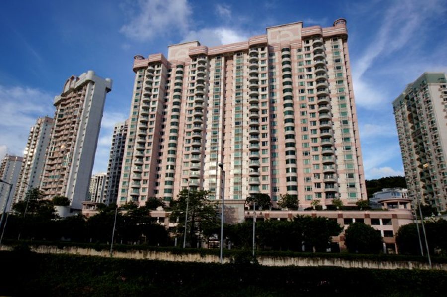Macau lawmakers pass rent control bill