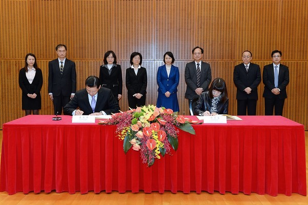 Macau and Taiwan sign airline double taxation deal