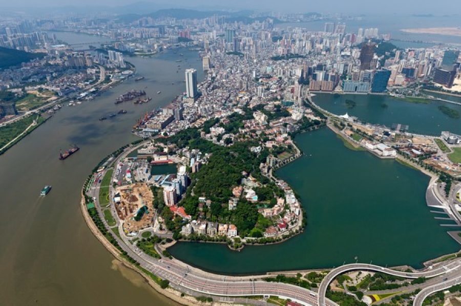 Macau’s economy to resume growth in 2017