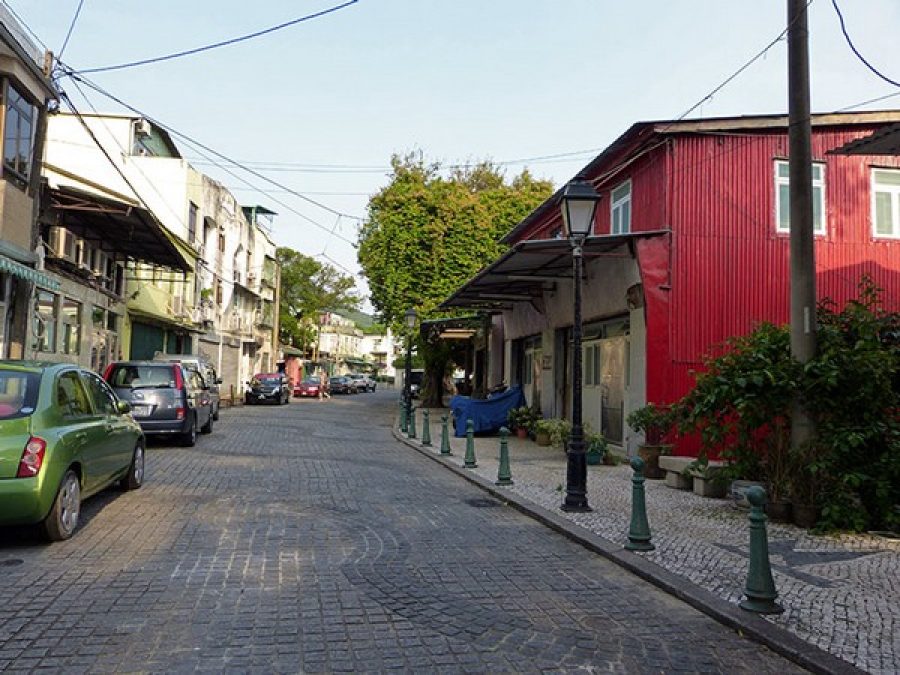 Islands rep wants stilt houses in Coloane, Macau, to become shops