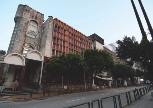 82.7 percent support Macau government plan for Hotel Estoril