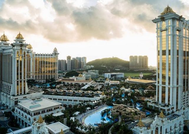 Macau casino billionaire plans Avatar-like theme park for Galaxy