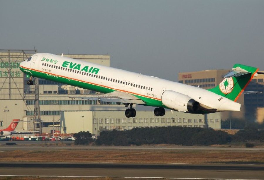 15 hurt as Taiwan-Macau flight aborted