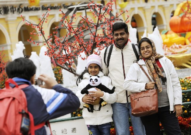 Visitor arrivals rise just 1.9 pct in April