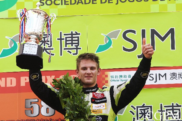 German Marco Wittmann wins Macau Formula 3 Grand Prix qualification race