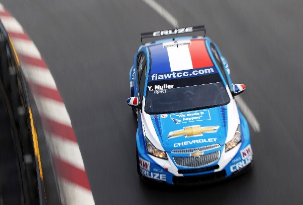Rob Huff Wins Race as Muller Claims FIA World Touring Car Championship Title