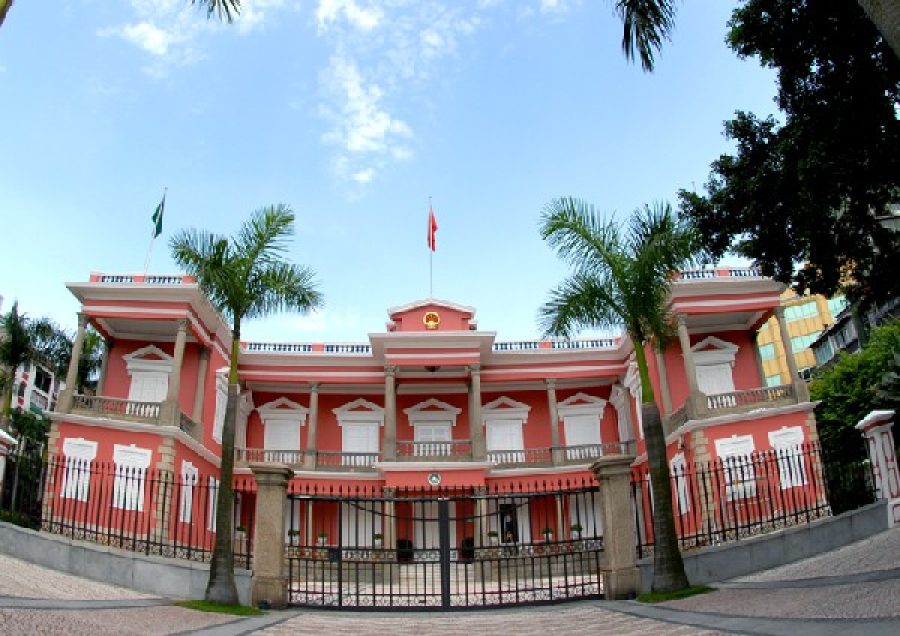 43 Macau civil servants prosecuted in 2011