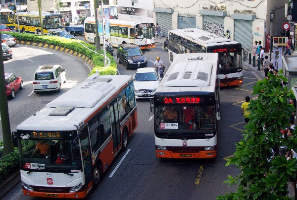 Macau logs nearly 7,000 vehicles per sq km