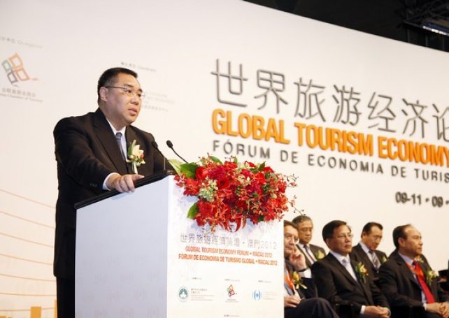 Chui hopes for co-operation through global tourism forum