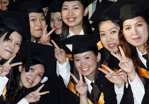 Business sector wants locals graduating overseas to return