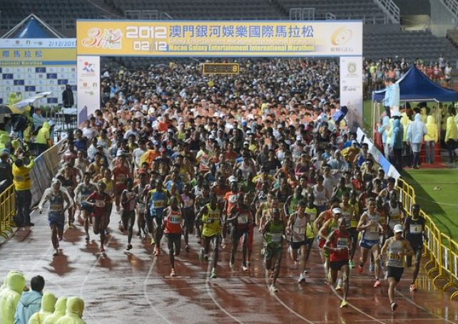 Marathon organisers apologise for race route fiasco