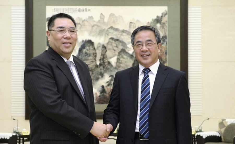 Macau, Guangdong leaders vow to tighten ties