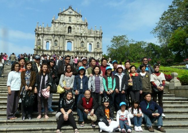 Visitors to Macau in the first two months of 2013 up by 2.1 percent