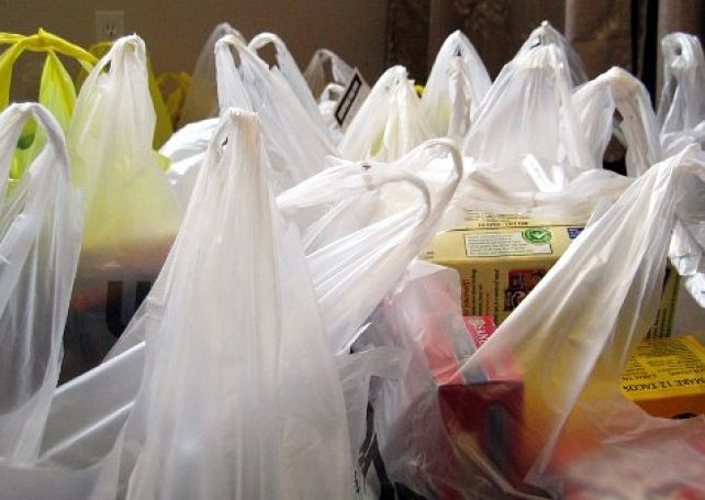 Govt ‘undecided’ on imposing duty on plastic carrier bags