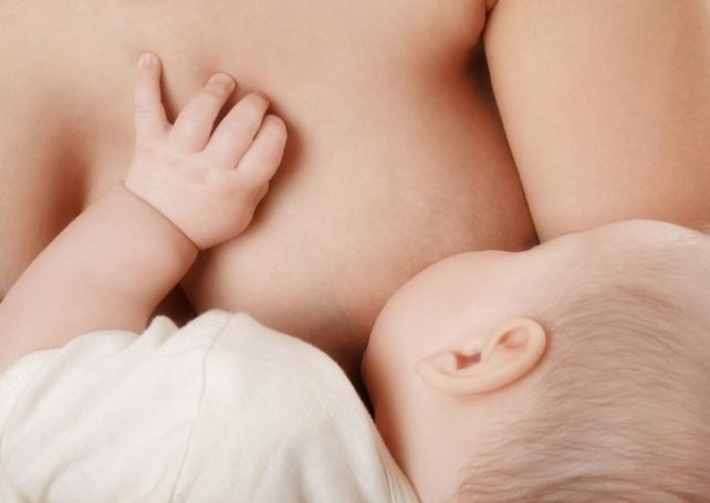 Mothers set up breastfeeding association