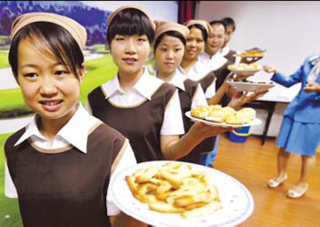 238 applicants can hire mainland maids