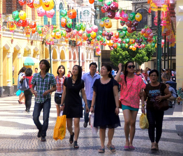Macau’s population 624,000 at end of June