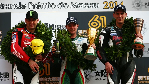 Stuart Easton storms to victory on return to Macau Motorcycle Grand Prix