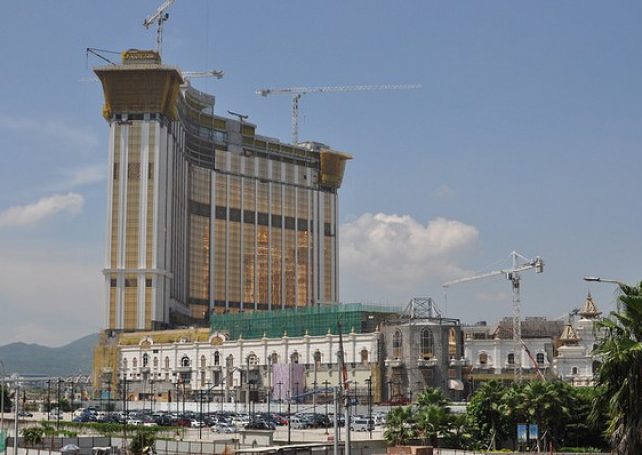 Worker dead after fall at Galaxy Macau construction site