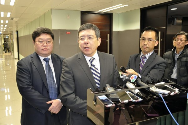 Macau mulls tax and fee hike deterrent to pare vehicle growth