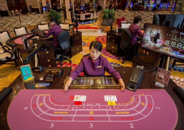 Casino revenue in Macau drops 16.3 pct in March