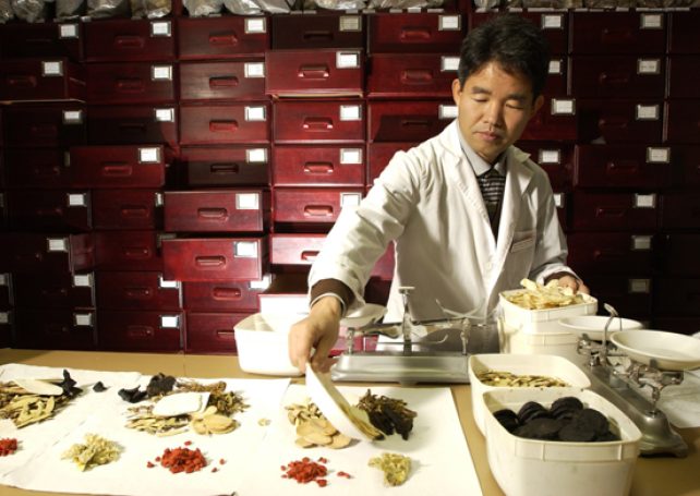 Macau will set up state laboratory of Chinese medicine