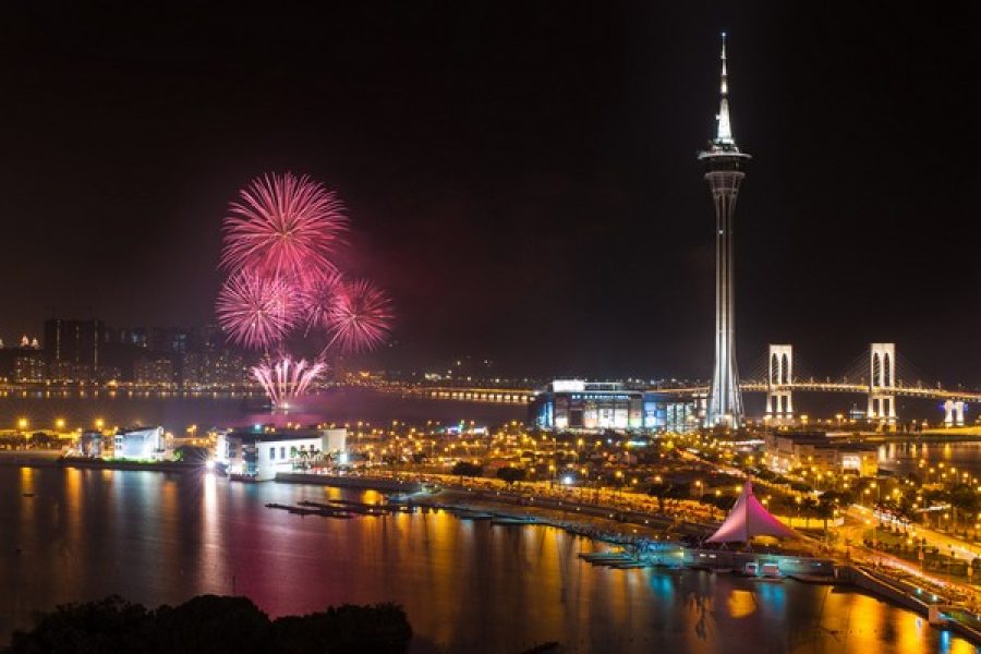 France won the 25th Macau International Fireworks contest
