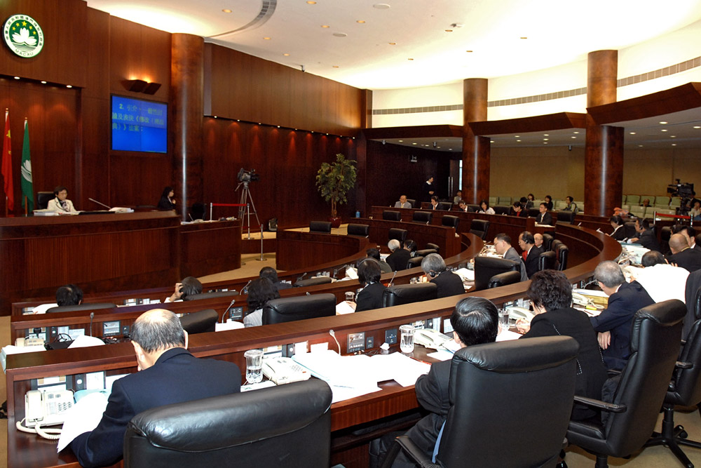 Macau’s Legislature extends term to Oct 15 to debate imported labour bill