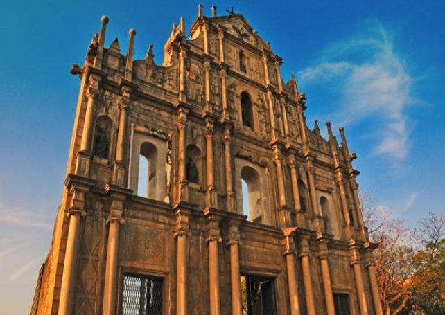 Macau government to revamp the area of the Ruins of Saint Paul