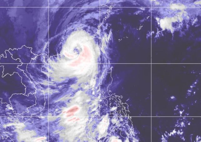 No.8 storm signal raised on Friday morning in Macau