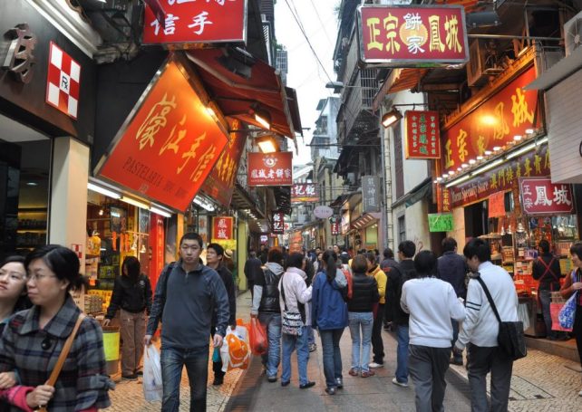 Macau population falls to 647,700 