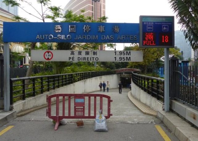 Graft busters slam transport officials over public car parks in Macau