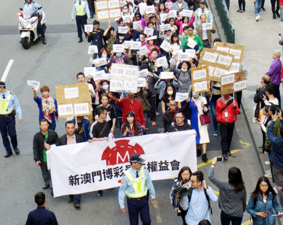 Macau casino workers protest for wage hike