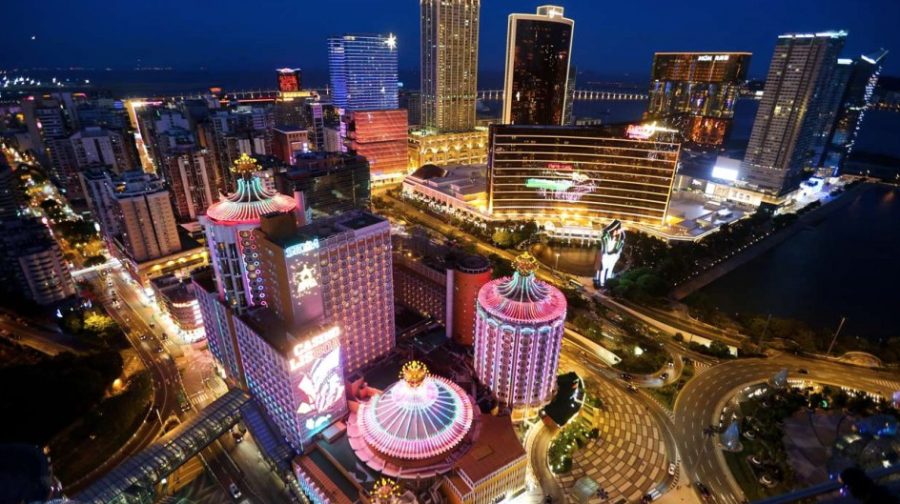 Junkets may only hire Macao residents under new gaming law
