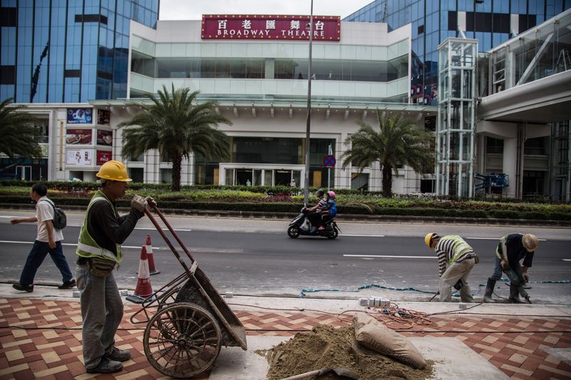 Auditor slams poor coordination of Macau’s roadworks