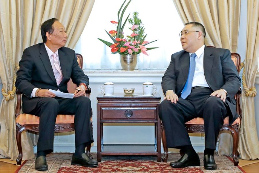 President of Foxconn considers cooperation with Macau