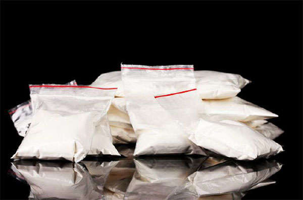 Brazilian woman arrested at the airport with two kilos of cocaine