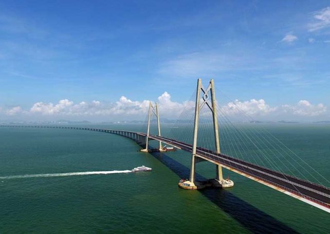 Macau paid 3.32 billion patacas for the construction of the bridge to Hong Kon