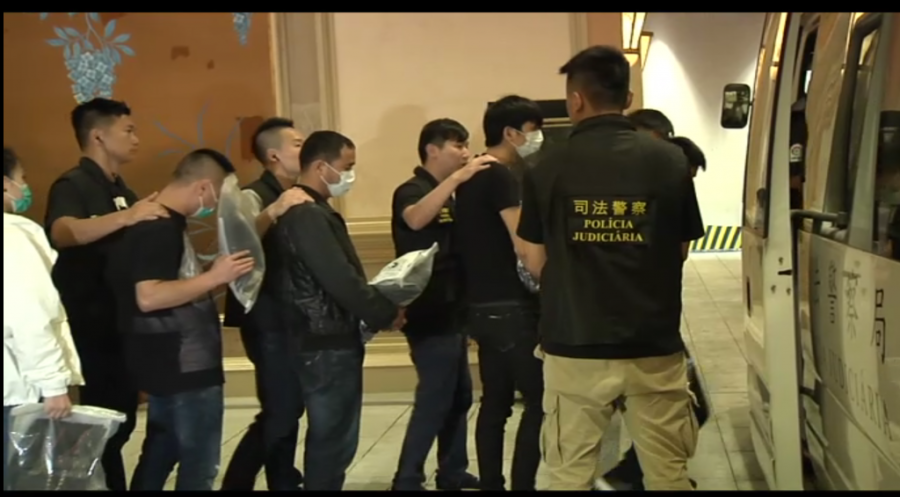 Police nab 110 illegal casino money changers and other rogues