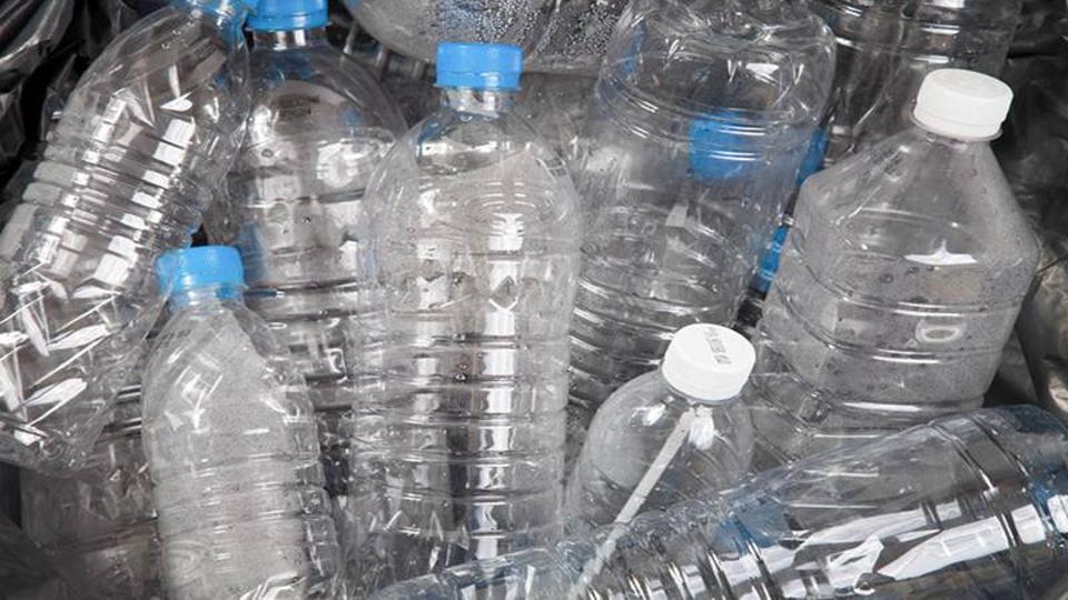 Eco-groups urge residents to shun bottled water