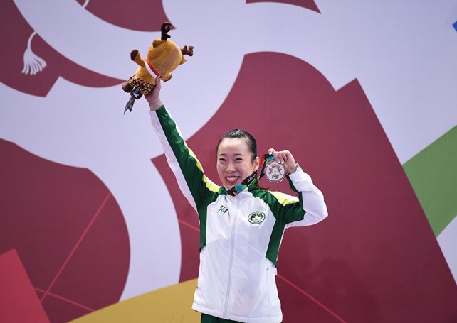 Li Yi won the silver medal in Wushu in the Asian Games 2018