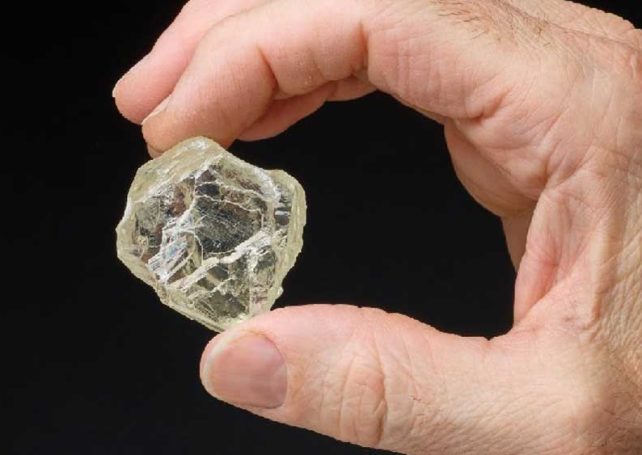 Government proposes bill on trade in rough diamonds