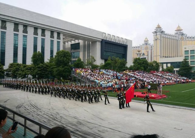 Political commissar of PLA garrison leaves Macau