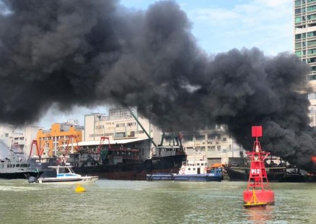 Two fishing boats in Inner Harbour damaged by fire