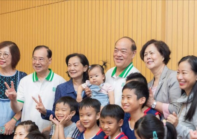 Ho stays mum on paid maternity leave issue, citing status as CE candidate