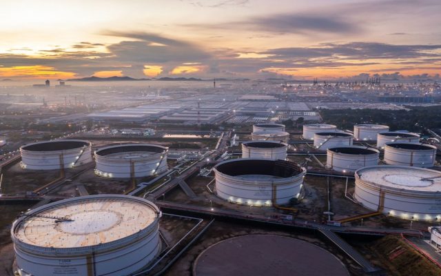 How will the Middle Eastern oil crisis impact the Greater Bay Area? 