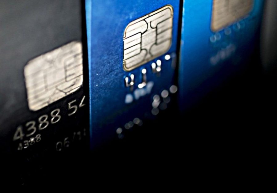 Credit card turnover, repayments fall in Q1