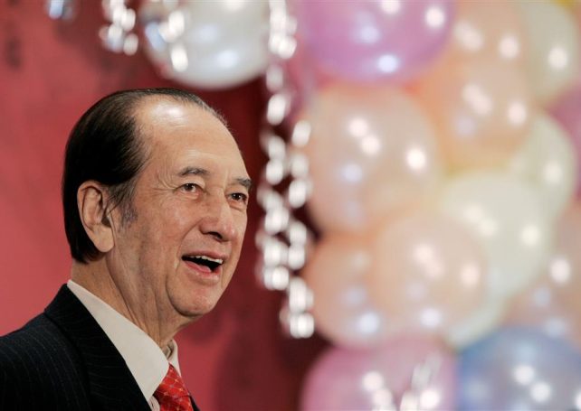 Macau gambling king Stanley Ho dies aged 98